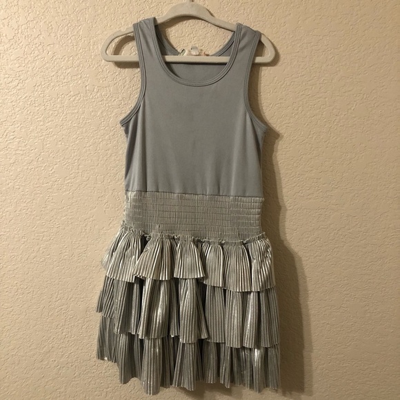 Truly Me by Sara Sara Ruffled Tiered Dress in Silver Gray - Size 5 - Picture 1 of 6